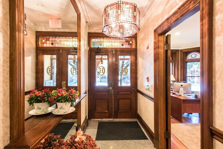 Hotel Copley House