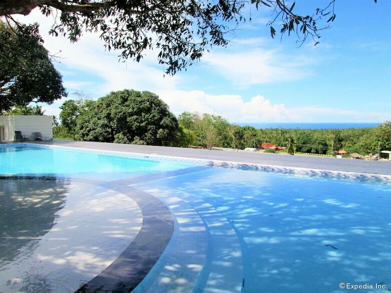 Lohas Airport Hotel