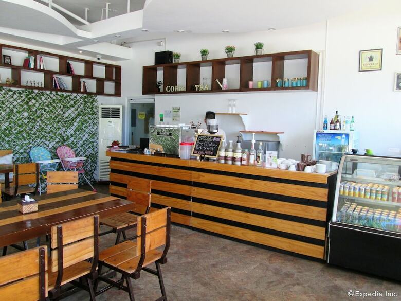 Lohas Airport Hotel