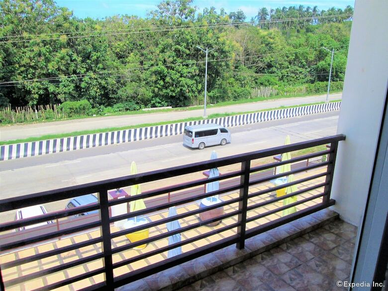 Lohas Airport Hotel