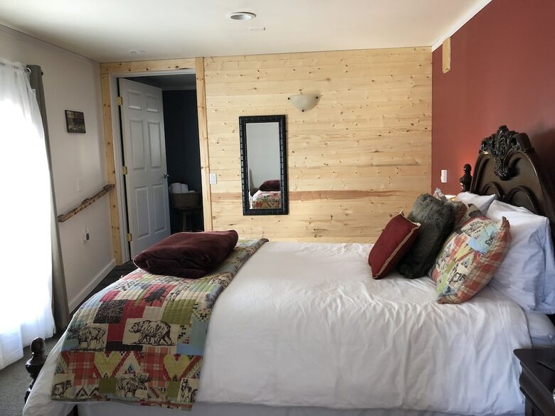 Posada Mount Logan Lodge