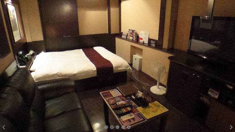 Hotel Cache - Adults Only