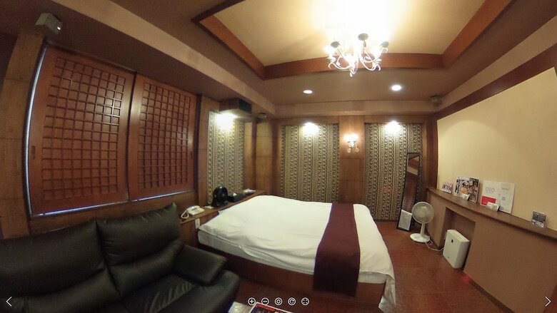 Hotel Cache - Adults Only
