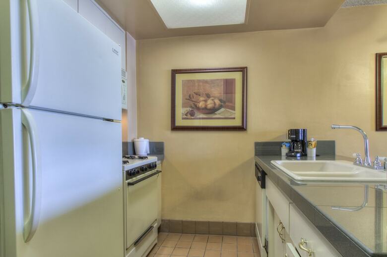 Oceanside Marina Suites
