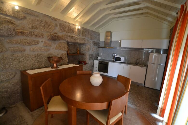 Aldeia Tur�stica De Louredo