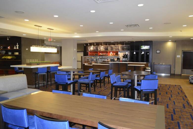 Hotel Courtyard By Marriott Winchester