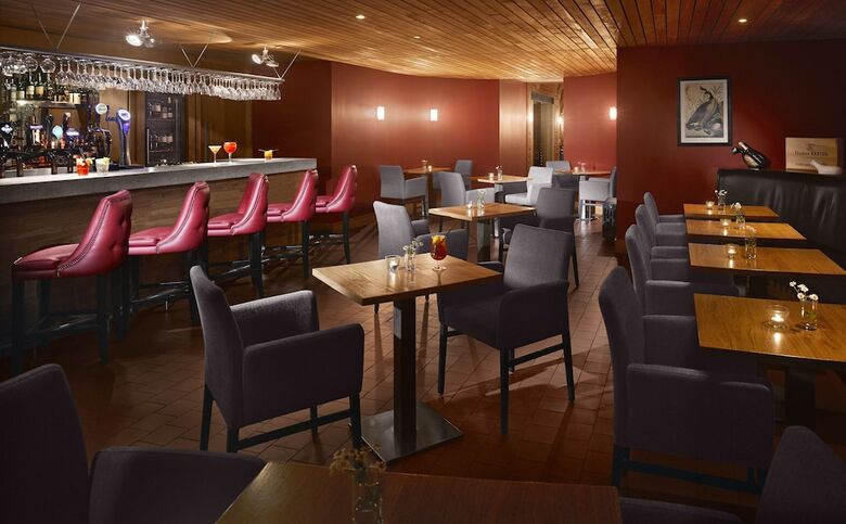 Hotel Farnham Estate Spa & Golf Resort