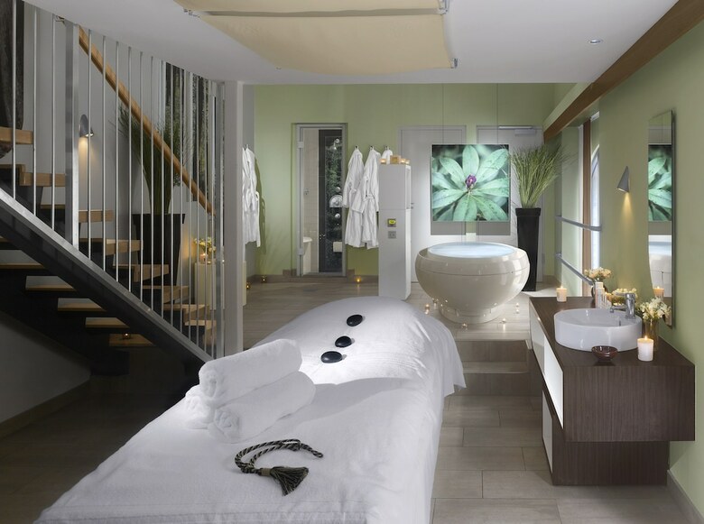 Hotel Farnham Estate Spa & Golf Resort