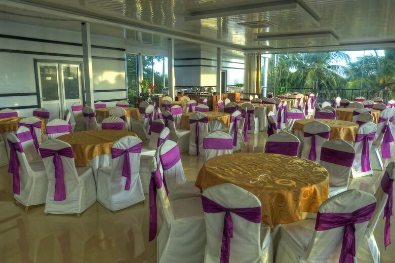 The Rain Tree Hotel