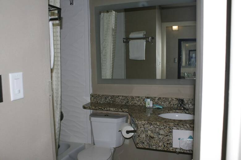 Hotel Americinn By Wyndham International Falls