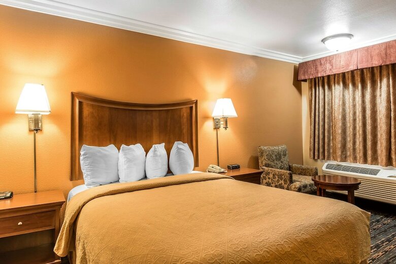 Hotel Quality Inn Lake Elsinore I-15