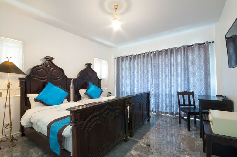 Hotel Dharasom Colonial House