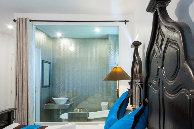 Hotel Dharasom Colonial House