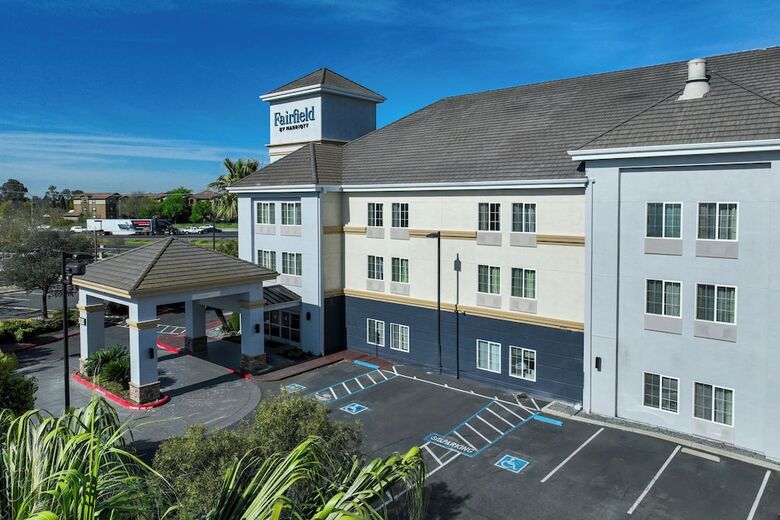 Hotel Fairfield Inn And Suites By Marriott Sacramento Elk Grove