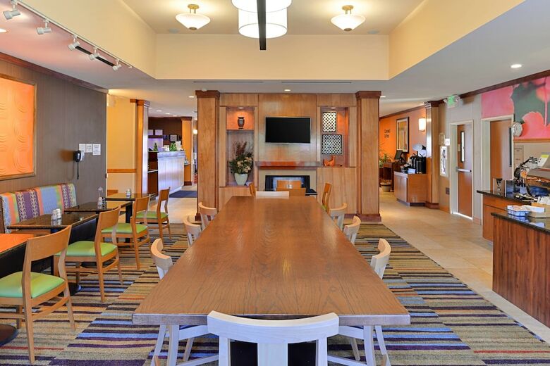 Hotel Fairfield Inn And Suites By Marriott Sacramento Elk Grove