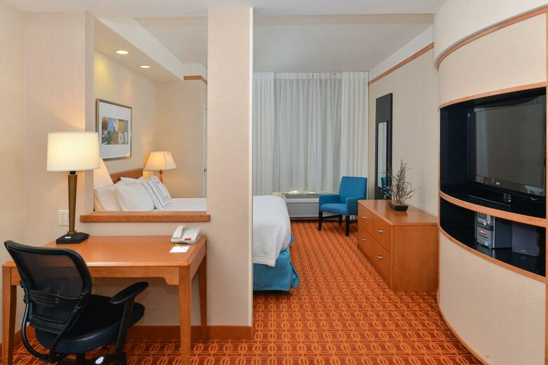 Hotel Fairfield Inn And Suites By Marriott Sacramento Elk Grove