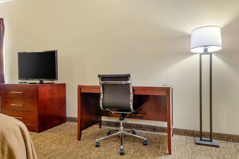 Hotel Quality Inn & Suites Olde Town