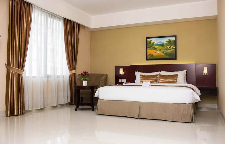 Citra Grand Hotel & Residence