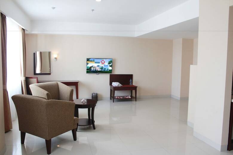 Citra Grand Hotel & Residence