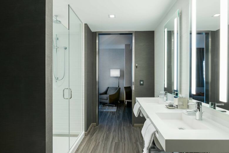 AC Hotel By Marriott Boston Cambridge