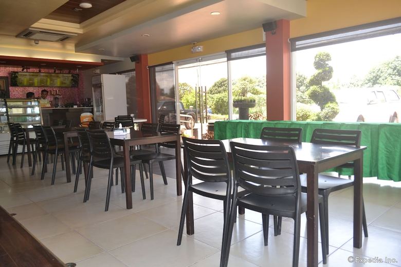 Roadhaus Hotel - The Manny Pacquiao Hotel