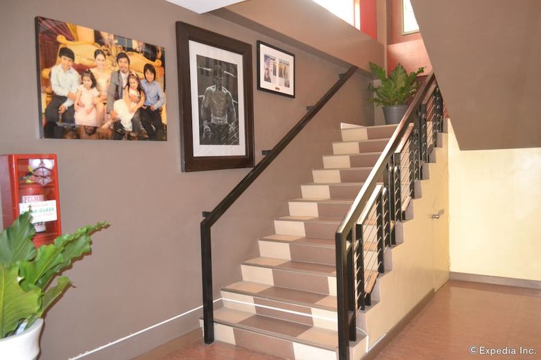 Roadhaus Hotel - The Manny Pacquiao Hotel