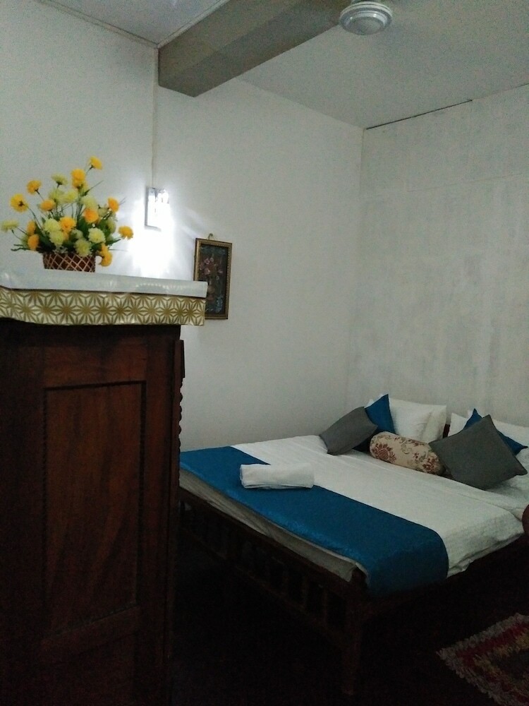 Aroma Villa