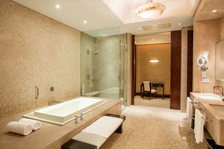 Hotel Crowne Plaza Changshu