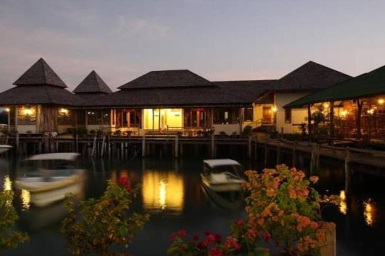 Hotel Salakphet Resort