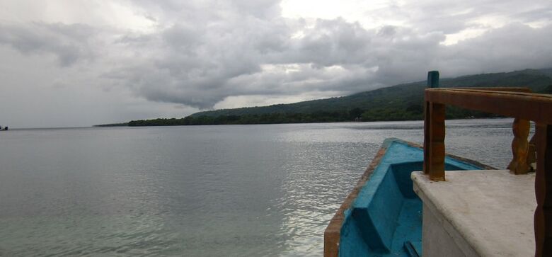 Bed & Breakfast Larantuka Beach Apartments.