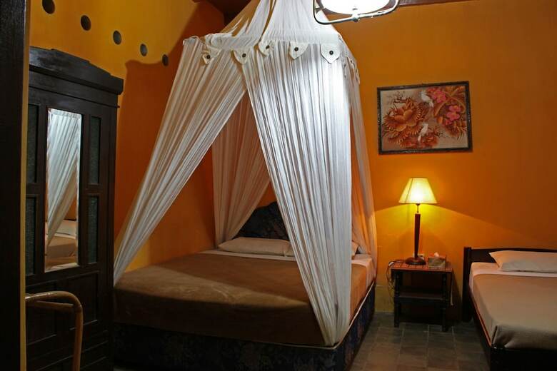 Hotel Guru Ratna Homestay