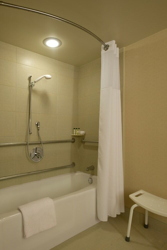 Hotel Doubletree By Hilton Boston North Shore