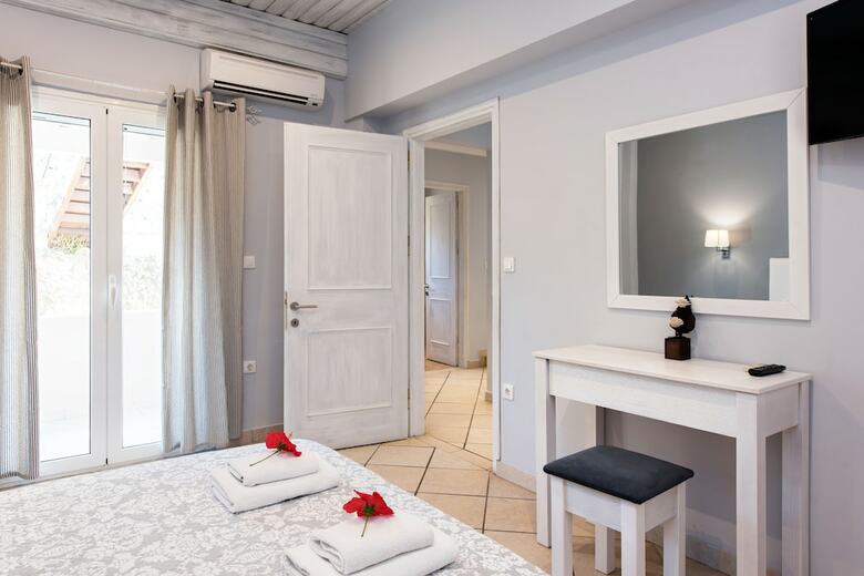 Apartamentos Anita Village