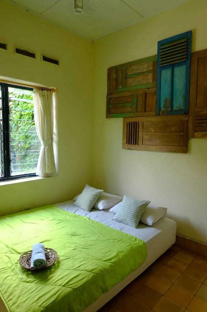 Hotel Mango Tree Dipudjo Homestay