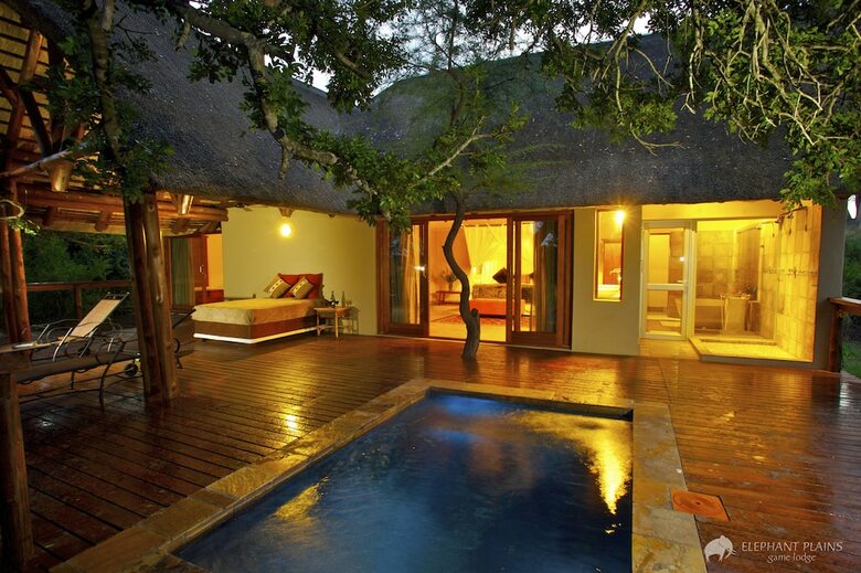 Posada Elephant Plains Game Lodge