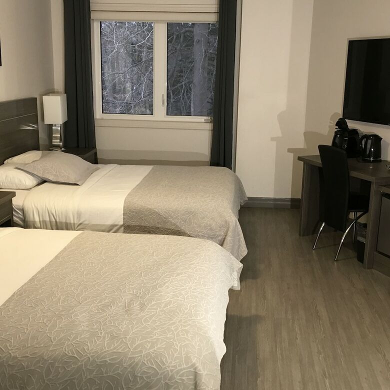 Amber Hotel