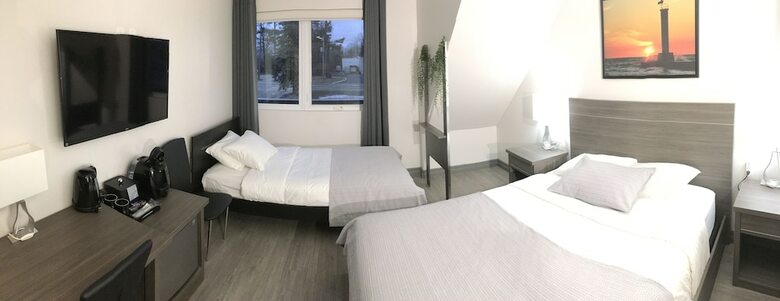 Amber Hotel