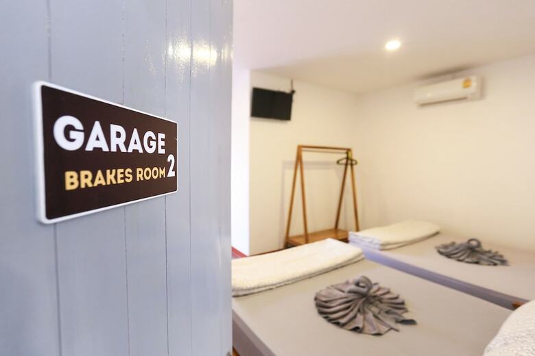 Hotel The Garage