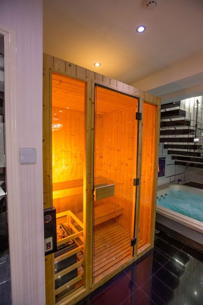 Luks Lofts Hotel & Residences