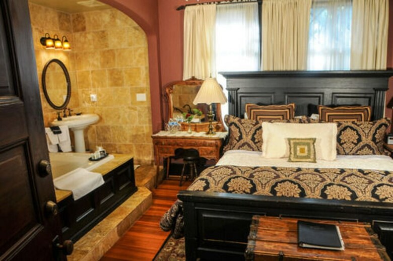 Bed & Breakfast The Black Walnut B & B Inn