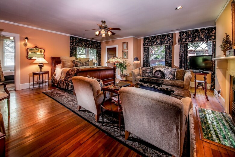 Bed & Breakfast The Black Walnut B & B Inn