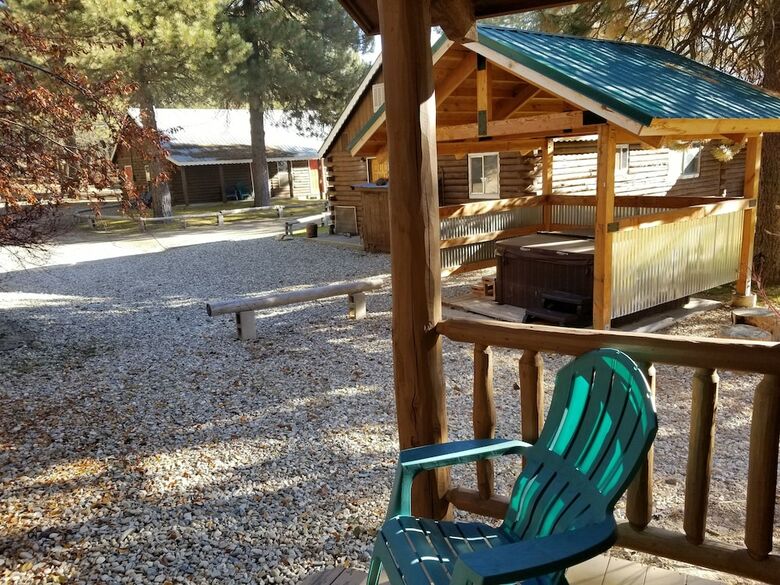 Motel Sourdough Lodge