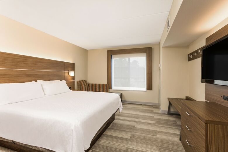 Hotel Holiday Inn Express Petersburg