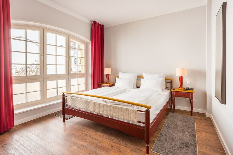 Halbersbacher. Hotel Annaberg
