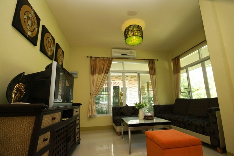 Hotel Baanplaidoi Resort