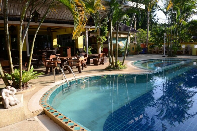 Hotel Baanplaidoi Resort