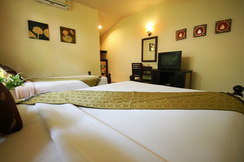 Hotel Baanplaidoi Resort