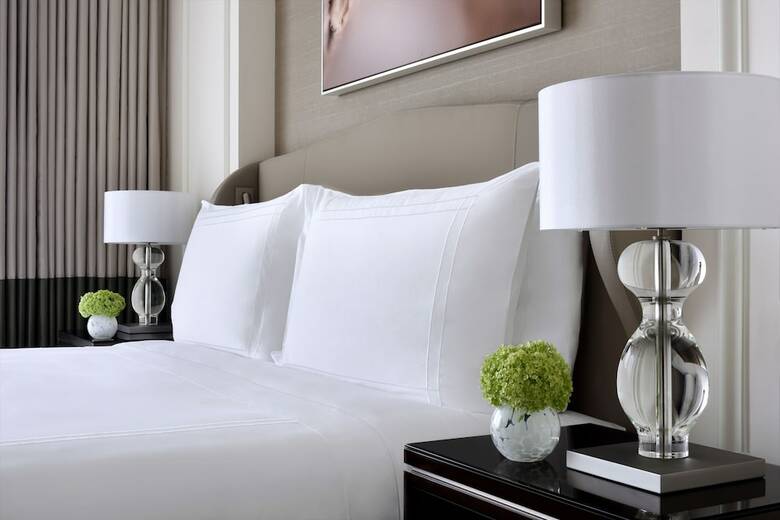 Hotel Address Boulevard