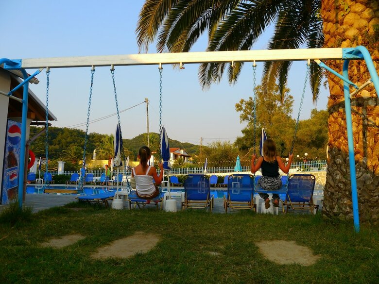 Apartamentos Tria Adelphia
