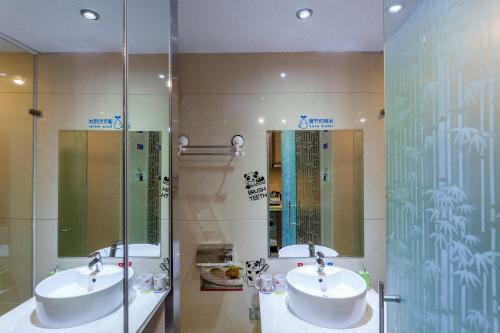 Aparthotel Chengdu Panda Apartment